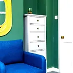 Πανσιόν Spacious 4-bed | Wifi | Parking | Workspace 4*