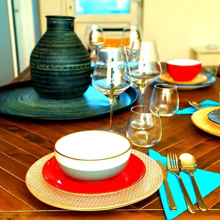 Spacious 4-bed | Wifi | Parking | Workspace Konukevi Bristol